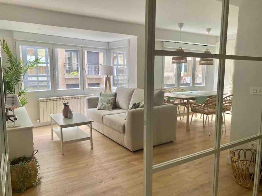 Apartamento A Estrenar En Centro Gijon. Fibra-Tv 외부 사진